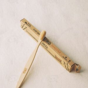 Cepillo de Adulto suave blanco Oiko